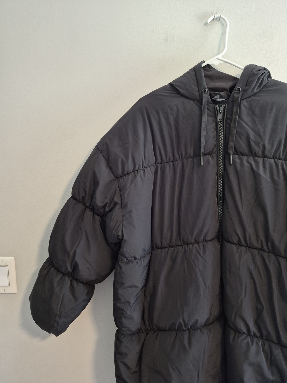 Divided H&M Womens Large Black Zip Up Hooded Puffer Winter Snow Coat - Picture 2 of 4